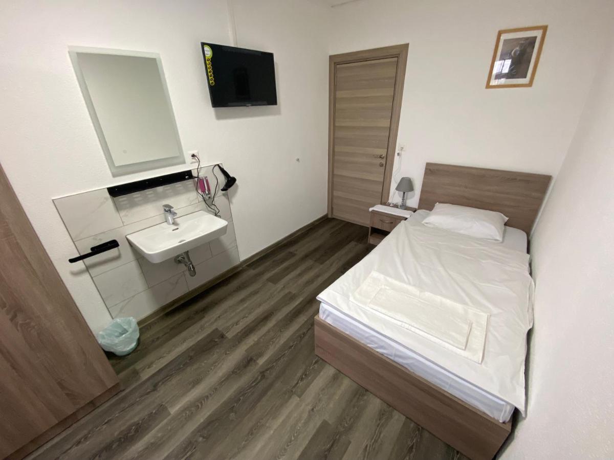Hotel Da Luca Herzogenbuchsee 外观 照片